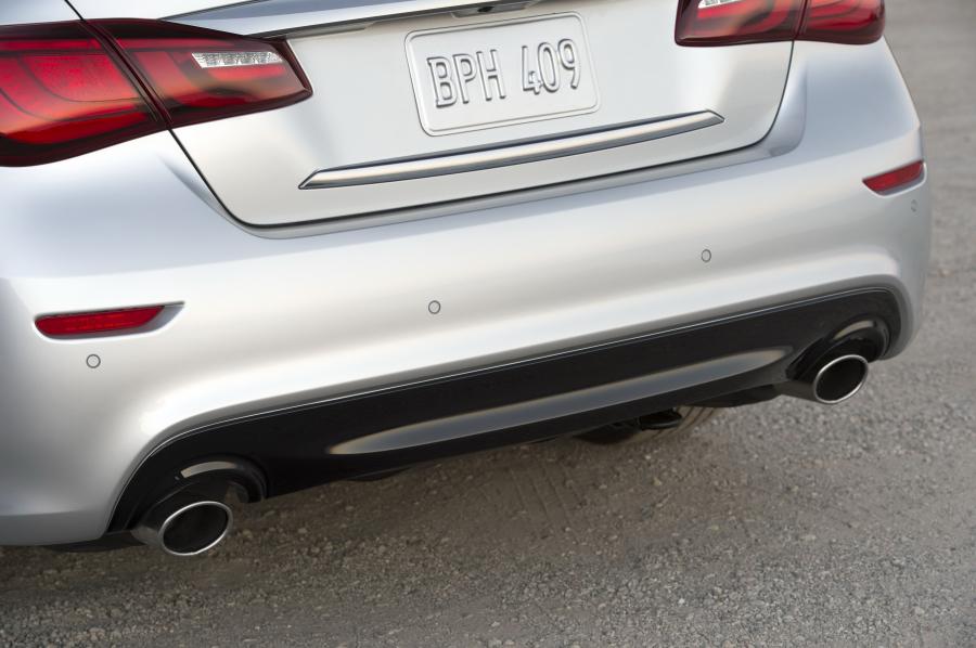 Детали экстерьера Infiniti Q70 Premium Select Edition 2016 года  (фото 1 из 16)